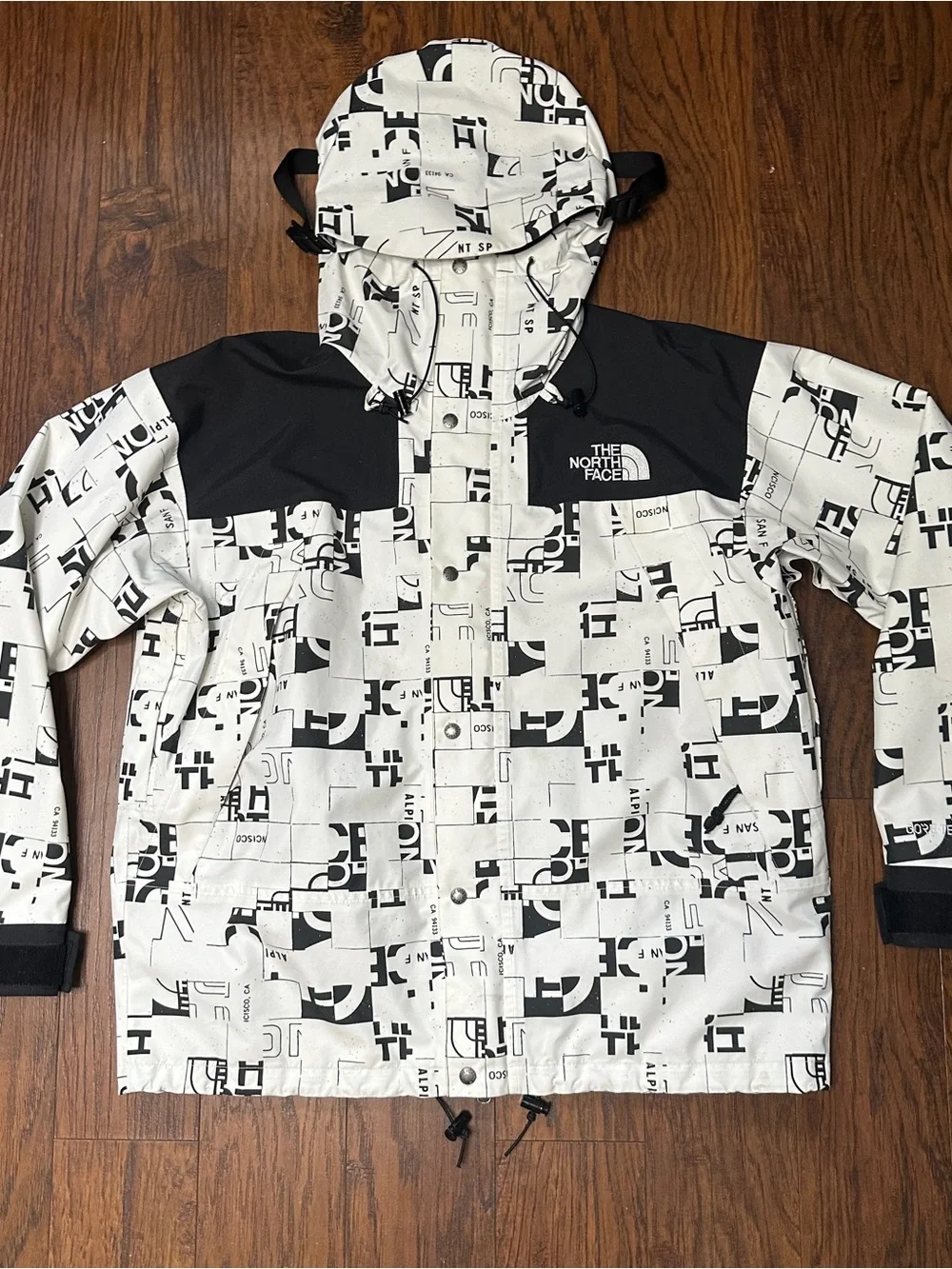 The North Face Broken Grid 1990 Mountain Gore-Tex Jacket men’s XL